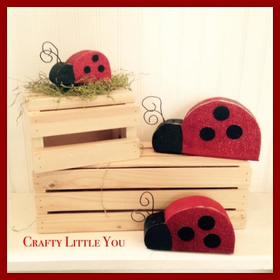 Unfinished kit largest one measures apx. 6"long.
Kit includes 3 bugs with holes drilled for their antennas. 
*Dots are punched from black glitter cardstock