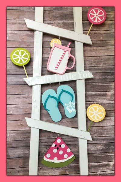 Stencil flower and polka dots for Mason Jar Lemonade ladder.

