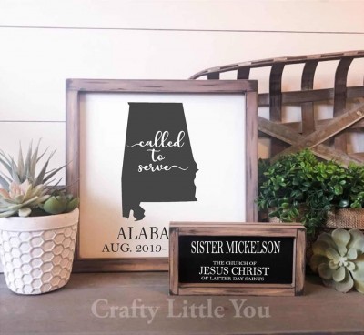 Unfinished kit measures apx. 7.5” x 3.75” and includes wooden MDF
•frame and back piece of wood 
•white vinyl 
$7.50