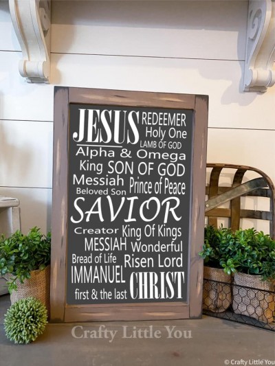 Unfinished kit measures 12x18 and includes
Wooden MDF
•frame and back
•white vinyl

