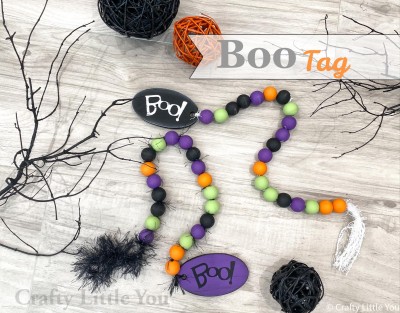 Unfinished kit includes wooden MDF
•OVAL
•Black BOO vinyl
and measures apx. 3.5” long