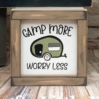 Unfinished kit includes wooden MDF frame and back that measures 5” x 5”
•black vinyl
•camper stencil  
