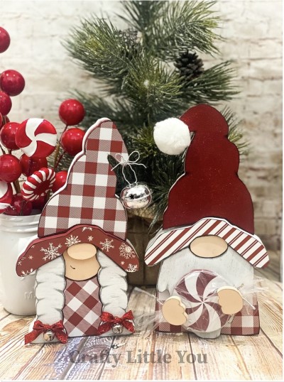 Unfinished kit includes wooden MDF: 
* 2 hats 
* 2 brims 
* 1 dress 
* circle 
* white vinyl 
* 10 Velcro’s 

