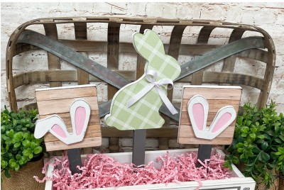 Unfinished kit measures apx. 11" tall on the bunny and includes wooden MDF: 
* Bunny on connected stand
* 2 signs on connected stands
* 2 overlay bunny ears
* 3 bases