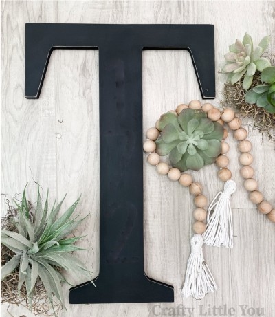 Unfinished kit measures apx. 16" tall and includes wooden MDF:
* 1 wooden letter