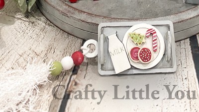 Unfinished kit measures apx. 3.25"x2" and includes wooden MDF:
*1 platter
*2 handles
*1 plate
*1 jar of milk
*4 cookies