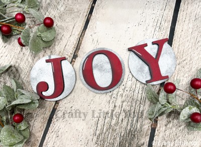 Unfinished kit measures apx. 3" tall on the circles and includes wooden MDF:
*3 circles
*1 set of “JOY” overlay wood letters
*3 Velcro dots