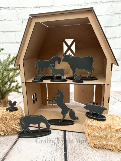 Unfinished kit measures apx. 4.25"x3.25" on the cow and includes wooden MDF:
*3 horses with bases
*1 cow with base
*1 goat with base
*1 pig with base
*2 chickens with bases
*1 rooster with base